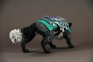 Rzeźby przedstawiające stworzenia z gry World of Warcraft