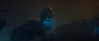 Ta sekwencja pokazuje jedną z operacji Starforce, być może misję na planecie Torfa; zwraca uwagę przede wszystkim charakterystyczny irokez na głowie Danvers - po raz pierwszy w komiksach pojawił się on w 2012 roku; niekiedy hełm Kapitan Marvel również przedstawiany jest w podobnym kształcie