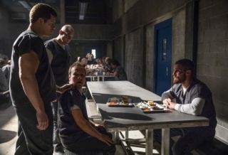 Arrow: sezon 7, odcinek 1 - zdjęcie