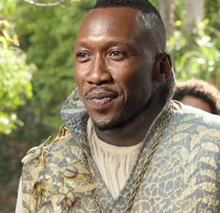 Mahershala Ali jako Xaro Xhoan Daxos