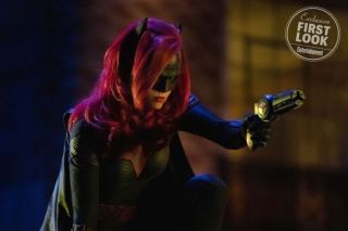 Ruby Rose jako Batwoman w crossoverze Arrowverse
