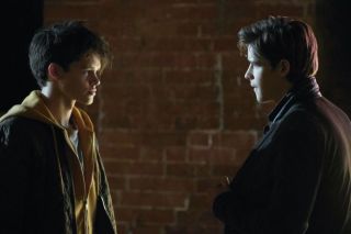 Titans: sezon 1, odcinek 6