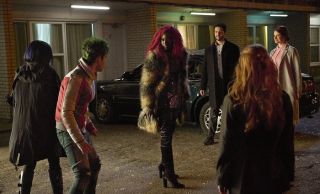 Titans - sezon 1, odcinek 5