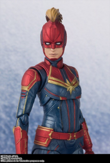 Kapitan Marvel - figurka S. H. Figuarts