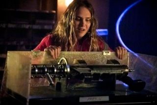 Nora Fries to żona Victora Friesa znanego bardziej jako Mr. Freeze - po raz pierwszy postać ta pojawiła się w serialu animowanym Batman, w którym jej mąż szukał leku na wyniszczającą kobietę chorobę