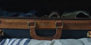 Peter wyrusza w podróż z walizką wujka Bena; świadczą o tym inicjały BFP (Benjamin Franklin Parker); co ciekawe, w komiksach nie używano drugiego imienia postaci - wiemy jednak, że inspiracją dla jej powstania był jeden z Ojców Założycieli USA, Benjamin Franklin