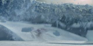 W filmie "Incredible Hulk" widzimy rozgrywającą się w Arktyce scenę, w której Bruce Banner i Zielony Goliat muszą uporać się z kulą; w tej sekwencji planowano pokazać zamrożonego w lodzie Kapitana Amerykę i jego tarczę