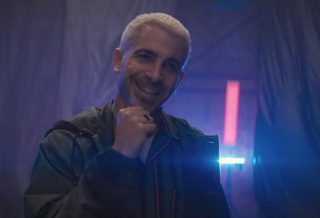 Birds of Prey - Chris Messina jako Victor Zsasz