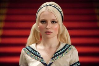 Emily Browning jako Bella Swan