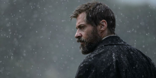 Hugh Jackman nie był ani pierwszym, ani nawet drugim wyborem do roli Logana - najpierw na ekranie miał go zagrać Russell Crowe, potem Dougray Scott - ten drugi zrezygnował z roli ok. 3 tygodni przed wejściem na plan filmu "X-Men"