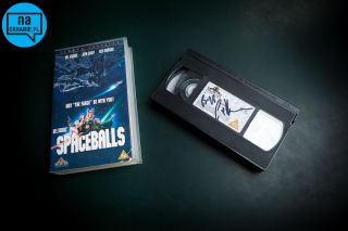Kaseta VHS (!!!!) Kosmiczne jaja z podpisem Billa Pullmana