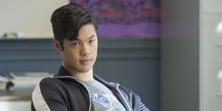 Ross Butler – aktor zagrał postać Dempsey’a w serialu 13 powodów od Netflixa. Grał nastolatka w wieku 27 lat.