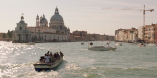 Z konstrukcji zwiastuna dowiadujemy się, że pierwszym miejscem, które odwiedzi Peter i jego przyjaciele, będzie włoska Wenecja