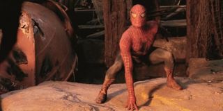 W filmie "Incredible Hulk" miał pojawić się Spider-Man i jego uniwersytet Empire; reżyser Louis Letterier, jak sam przyznaje, nie był nawet blisko osiągnięcia w tej sprawie kompromisu z firmą Sony