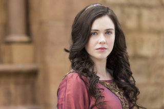 Musi umrzeć: Judith; za niezrozumiały sposób na przetrwanie rodziny - zdradę, okłamywanie męża, uśmiercenie własnego syna podczas choroby jego brata