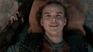 Musi umrzeć: Hvitserk; za irytujący styl bycia, brak spójności w postępowaniu, popieranie Ivara, który na jego oczach zabił brata i odkrycie prawd buddyzmu w ekspresowym tempie