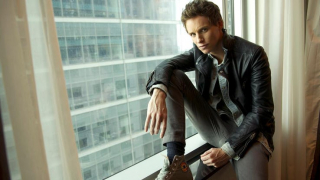 Eddie Redmayne jako Mr. Fantastic