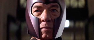 X-Men Geneza: Magneto - w 2004 roku studio Fox planowało stworzenie spin-offu o Magneto, ukazującego czasy jego dzieciństwa i młodości; scenariusz tworzył Sheldon Turner, natomiast reżyserować miał David S. Goyer; realizację przerwał strajk scenarzystów - elementy historii wykorzystano ostatecznie w filmie "X-Men: Pierwsza klasa"