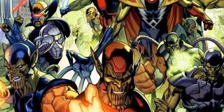 Twórcy przyznają, że rozmawiali o historii z komiksu Secret Invasion, w którym okazywało się, że niektórzy superbohaterowie to tak naprawdę Skrulle. Nie mamy oczekiwać wyjawienia tego w Kapitan Marvel, bo ich zdaniem ona jest pierwszą superbohaterką na Ziemi, ale sugerują, że sieją ziarna związane z tym wątkiem, które mają mieć znaczenie w kolejnych filmach MCU