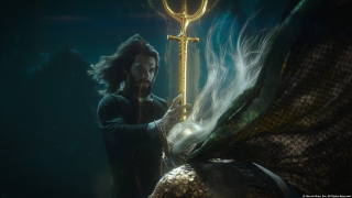 Aquaman - przed i po nałożeniu efektów