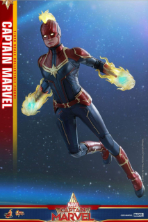 Kapitan Marvel - zdjęcie nowej figurki