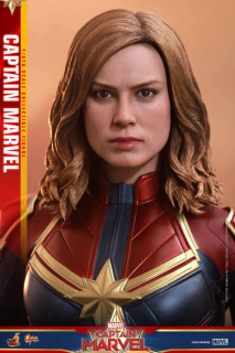 Kapitan Marvel - zdjęcie nowej figurki