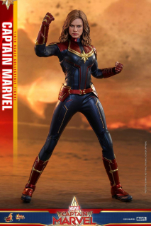 Kapitan Marvel - zdjęcie nowej figurki