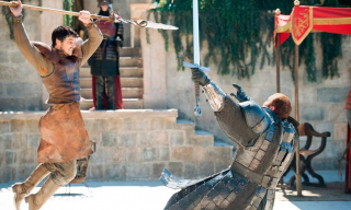 • Gra o tron: sezon 4., odcinek 8. - Góra i Żmija (The Mountain and The Viper)