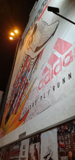 Samsung Galaxy S10+ nocą