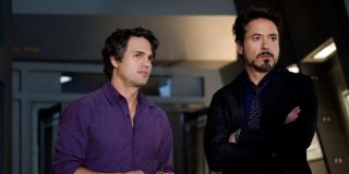 Ruffalo postrzega Hulka jako przeciwieństwo Tony’ego Starka. W jednym z wywiadów określił go jako „Iron Mana, który stał się upadłym aniołem”. Zdaniem aktora Tony przeżywa również jedyną w swoim rodzaju fascynację Bannerem – to dlatego kilkukrotnie próbował doprowadzić do jego przemiany w Zielonego Goliata.