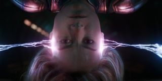 Świadomość kosmiczna - podobnie jak Adam Warlock Carol poruszając się po Kosmosie jest w stanie przewidywać te rzeczy, które będą miały na nią w jakikolwiek sposób wpływ