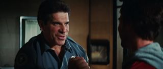 Głos samego Hulka jest tworzony przy pomocy głosu Lou Ferrigno, odtwórcy roli Zielonego Goliata w latach 70. – jego słowa zostają komputerowo nałożone na mowę Ruffalo.