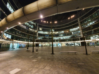 Samsung Galaxy S10+ nocą