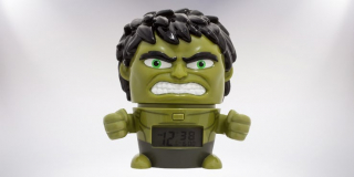Budzik Hulk; cena - 23,04 USD