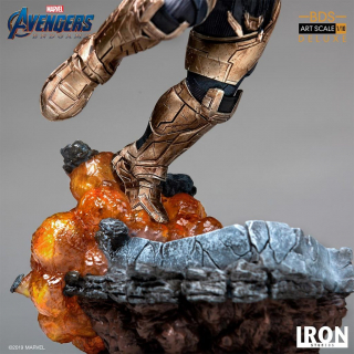 Avengers: Koniec gry - figurka Thanosa