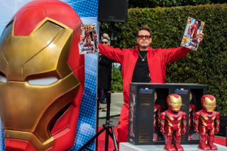Avengers charytatywnie w Disney California Adventure Park