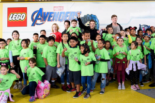 Avengers charytatywnie w Disney California Adventure Park