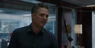 Z poprzednich materiałów dowiedzieliśmy się, że ocalali Avengers mają plan; ten w najnowszym wideo zostaje ostatecznie ujawniony: chodzi tu o dotarcie do Thanosa. Nie jest na razie jasne, czy podróż podyktowana jest zemstą czy wiarą w odwrócenie skutków pstryknięcia. Ze zwiastuna dowiadujemy się jednak, że Bruce Banner nie jest co do całego planu przekonany.