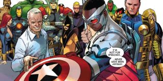 Steve Rogers w komiksach również przekazał tarczę i tytuł Kapitana Ameryki Samowi Wilsonowi (Falconowi). Tutaj także był on staruszkiem, z którego ciała zostało usunięte serum superżołnierza.