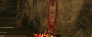 Inspiracją dla historii są m.in. filmy z lat 80. i 90. o podróżach nastolatków, ale także kinowa seria przygód Jamesa Bonda.