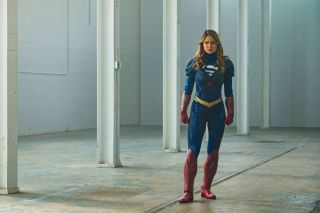 Supergirl: sezon 4, odcinek 22
