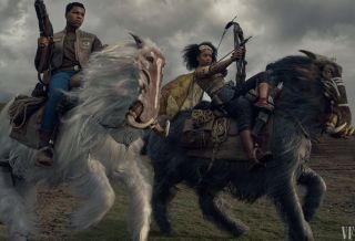 Gwiezdne Wojny: Skywalker. Odrodzenie - Finn i Jorah prowadzą wojska do bitwy na grzbietach Orbaków
