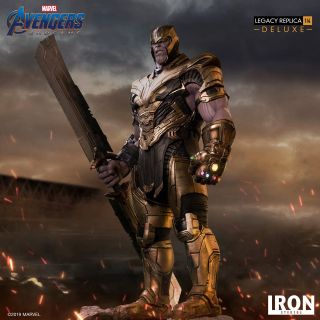Thanos - figurka z filmu Avengers: Koniec gry