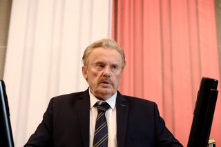Polityka - oficjalne zdjęcie