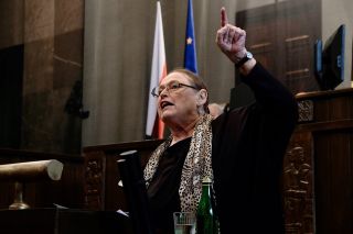 Polityka - oficjalne zdjęcie