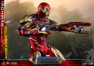 Iron Man - Battle Damaged - figurka