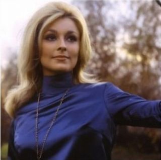 Sharon Tate - Oko diabła