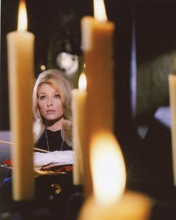 Sharon Tate - Oko diabła