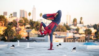 Po serii Amazing Spider-Man Sony chciało, by Pajączek skupił na sobie większą uwagę pokolenia tzw. milenialsów – miał regularnie ćwiczyć jogę, raczyć się tylko wegańskimi posiłkami, słuchać muzyki elektro czy regularnie korzystać ze Snapchata. 