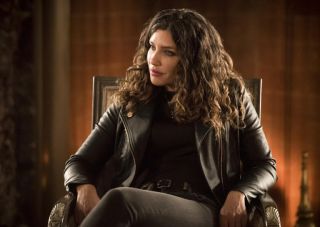 Arrow sezon 8 odcinek 1